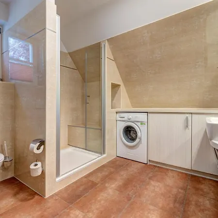 Dom wakacyjny Kuestenhaus Mit Sauna Und Kamin Ca 400 Vom Ostseestrand *