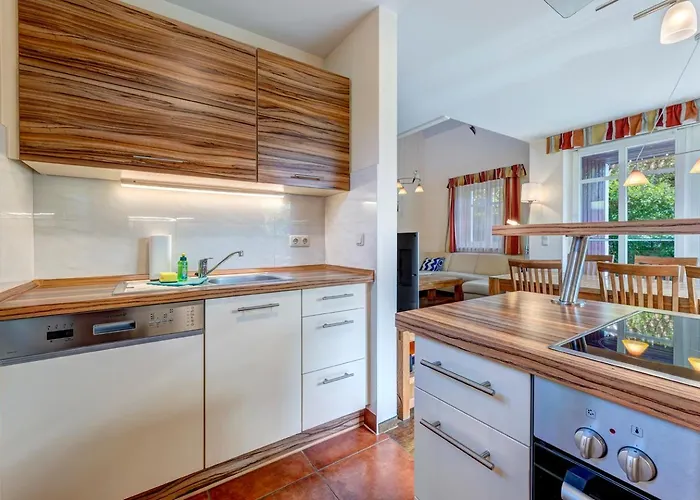 Holiday home Kuestenhaus Mit Sauna Und Kamin Ca 400 Vom Ostseestrand *